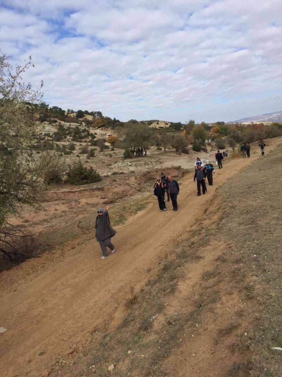 Emekliler doğa yürüyüşüne çıktı