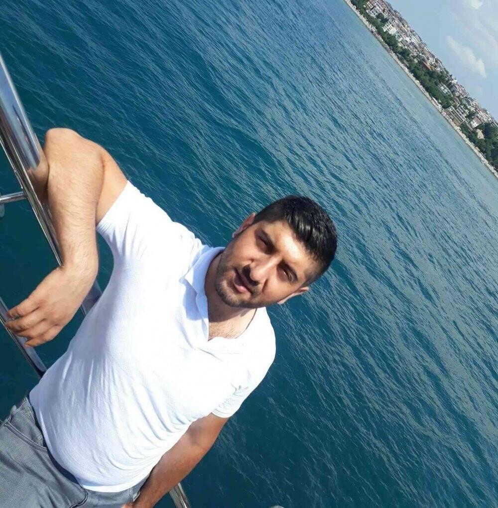 Feci olay ! Üzerine yüzlerce kiloluk mermer devrilen adam öldü
