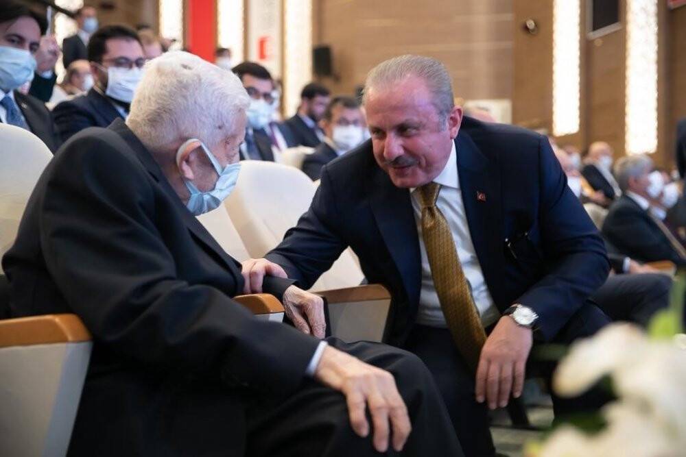 TBMM Başkanı Şentop: Erbakan Hocamız 50 sene sonrasını gören bir yaklaşımı vardı