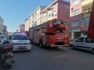 Yanan çamaşır makinesi apartman dairesini kül ediyordu