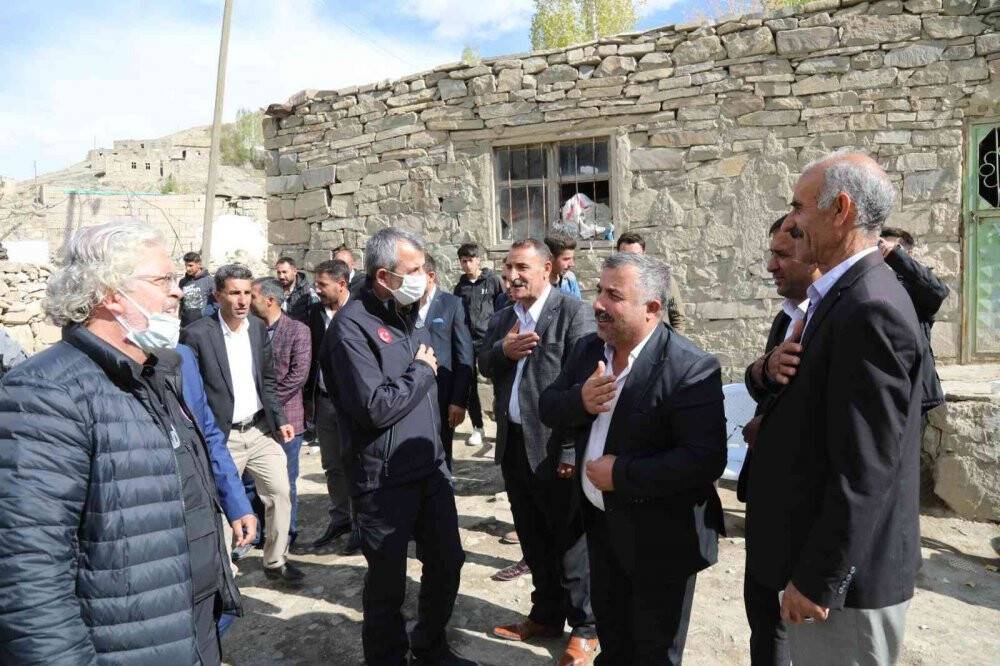 AFAD Başkanı Yunus Sezer sel bölgesinde