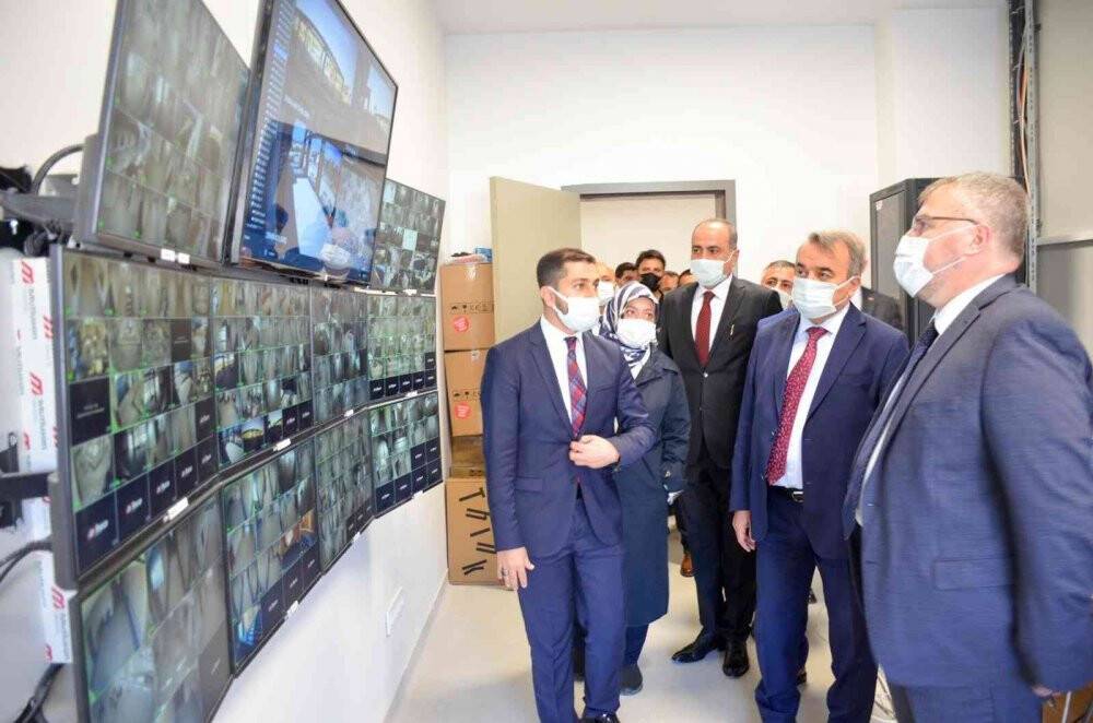 Sağlık Bakan Yardımcısı Eldemir, Bozüyük Devlet Hastanesi’nde incelemelerde bulundu