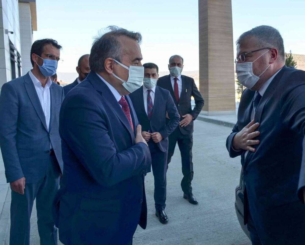 Sağlık Bakan Yardımcısı Eldemir, Bozüyük Devlet Hastanesi’nde incelemelerde bulundu