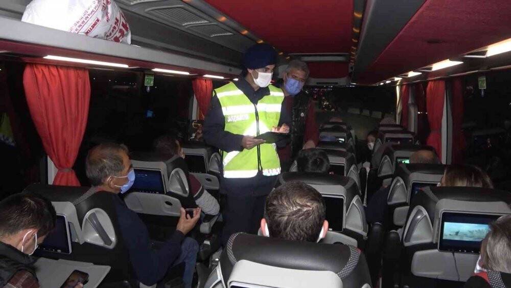 Kardeşinin ’HES kodu’ ile seyahat ederken yakalandı, savunması ’pes’ dedirtti: "İyi niyetle yaptık"