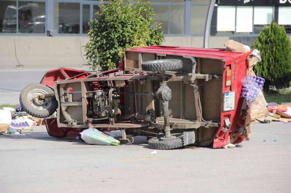 Akaryakıt istasyonundaki feci kaza kamerada