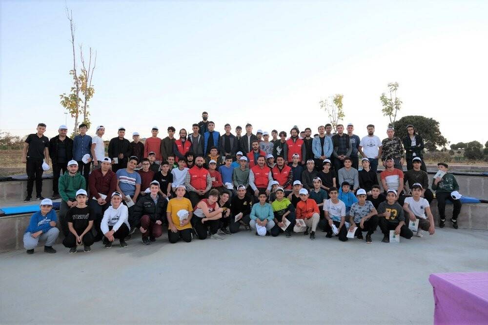 Başkan Hasan Kılca gençlik meclisi ile kampta buluştu