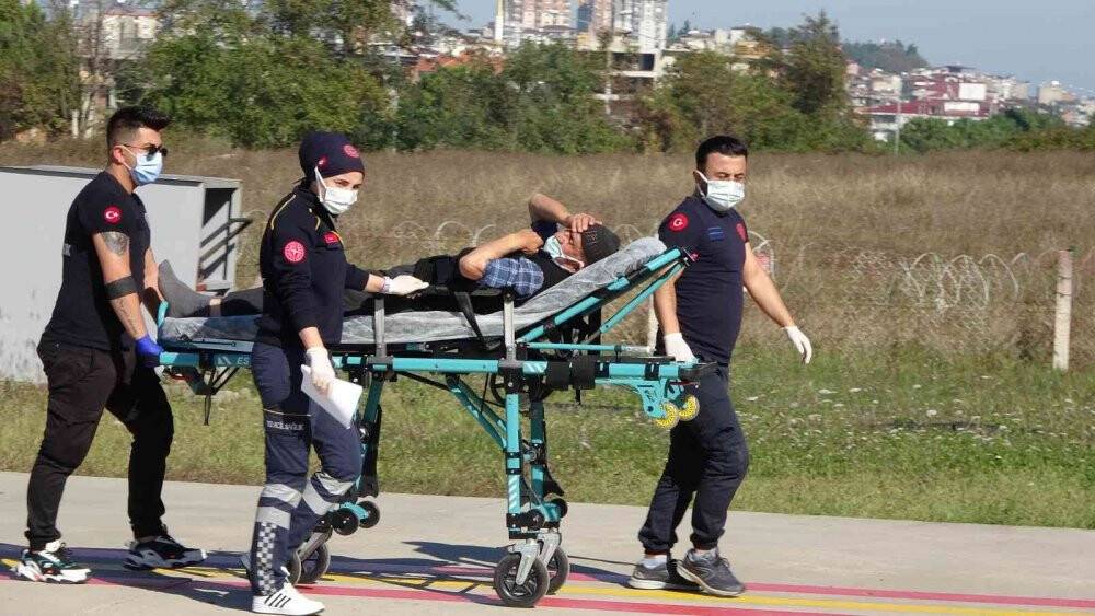 Acil anjiyo olması gereken hasta ambulans helikopterle hastaneye yetiştirildi