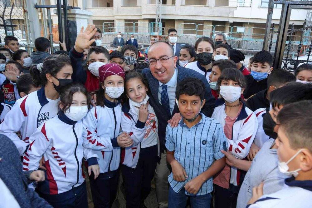 Başkan Kavuş bilim kurtlarıyla buluştu