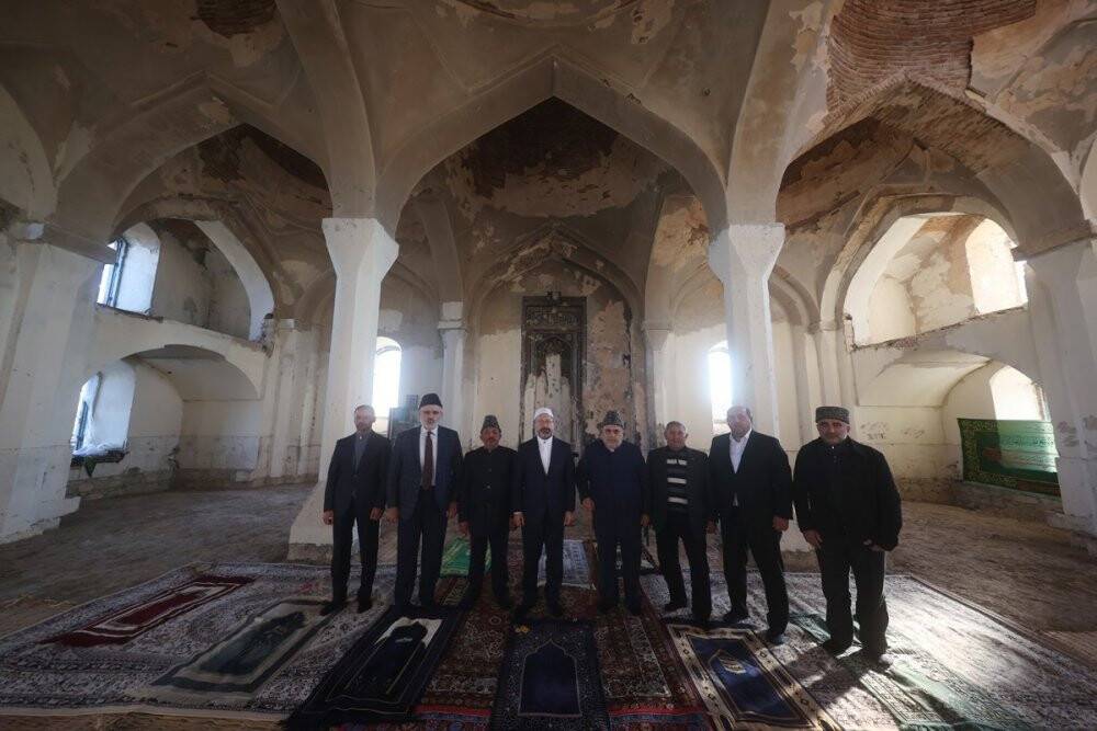 Diyanet İşleri Başkanı Erbaş, Azerbaycan’ın Ağdam kentini ziyaret etti