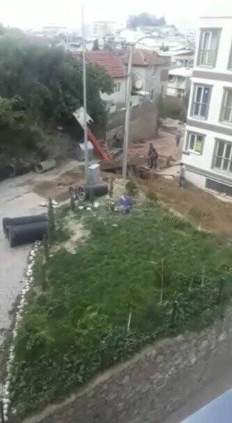 Kepçe kendi kazdığı kuyuya düştü