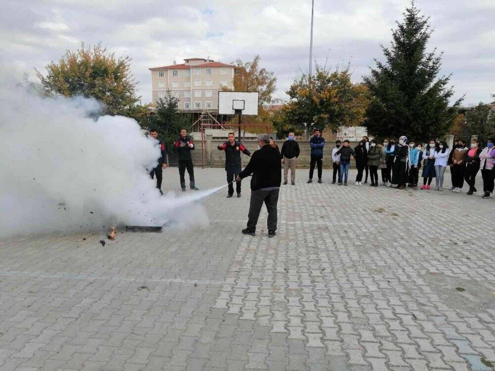 Kulu’da yangın tatbikatı gerçekleştirildi