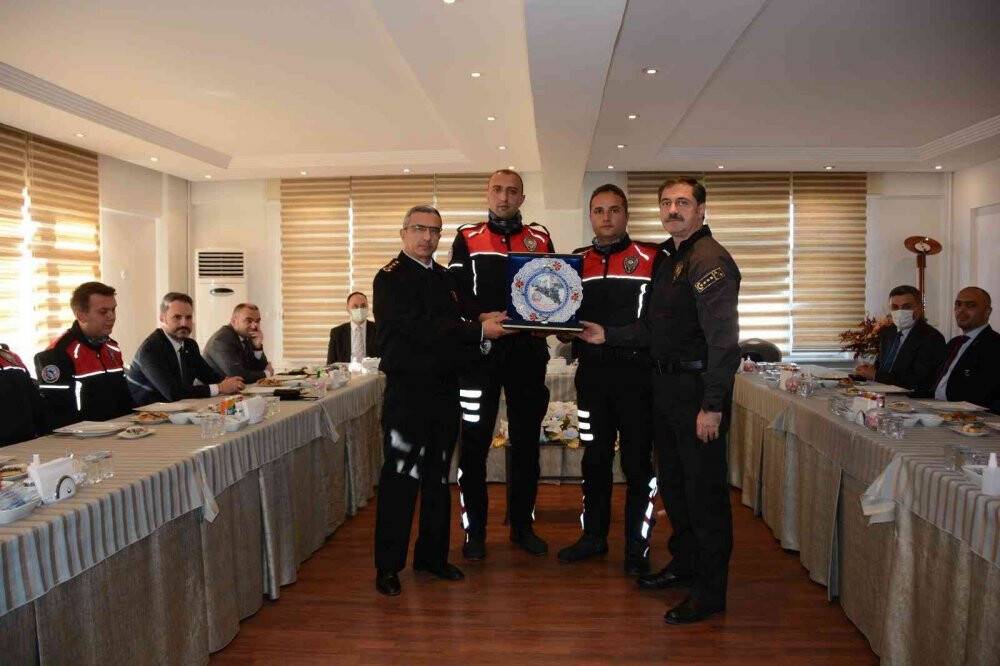 Kütahya’da Yunus Timleri’ne Başarı Belgesi
