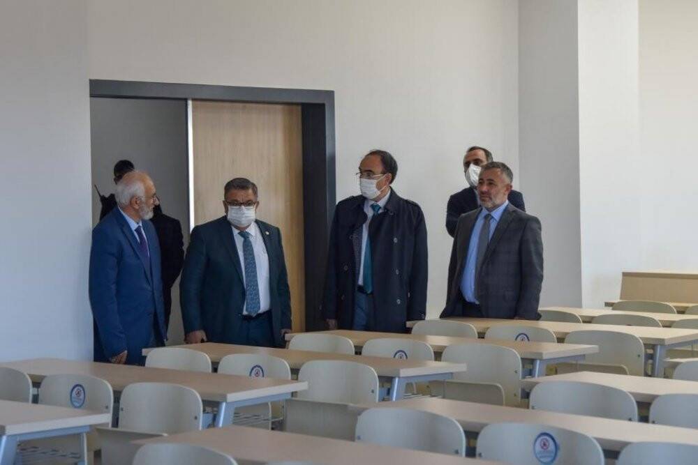 Milletvekili Yağcı ile İl Başkanı Yıldırım’dan üniversiteye ziyaret