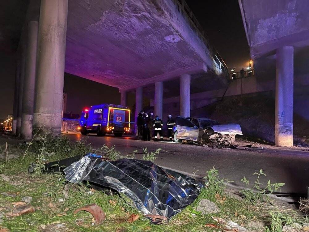 2 köprü arasından düşen araçta 1 kişi öldü, 3 kişi ağır yaralandı