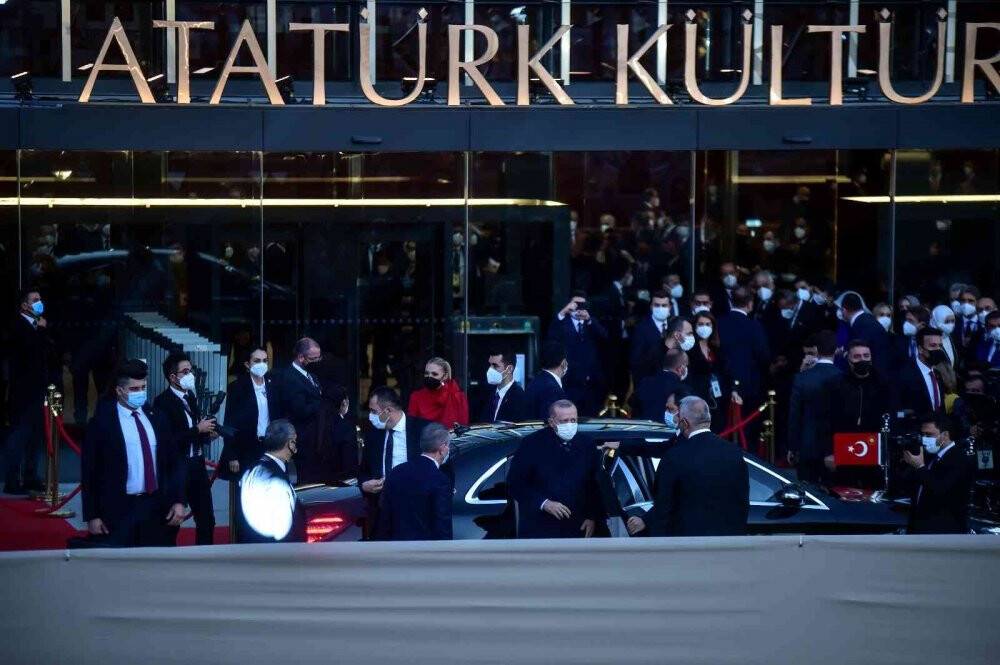 Cumhurbaşkanı Erdoğan, Atatürk Kültür Merkezi'nin açılışını gerçekleştirdi