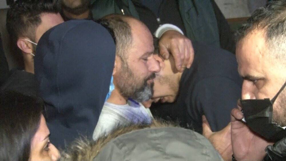 Esenyurt’ta kağıt fabrikasındaki yangın söndürüldü: Mahsur kalan işçi aranıyor