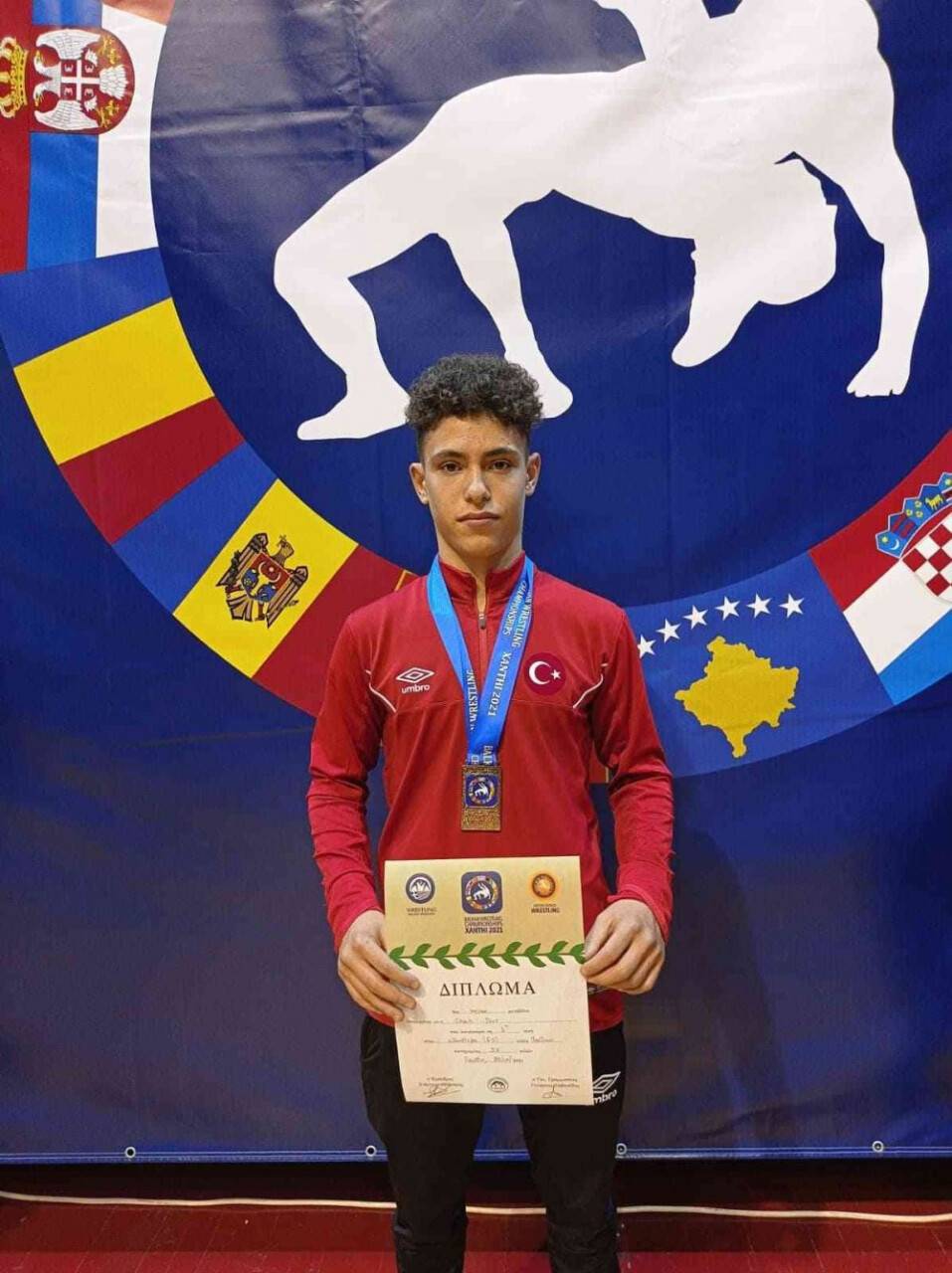 Balkan şampiyonu olan Konyalı milli güreşçi, sözünü tuttu