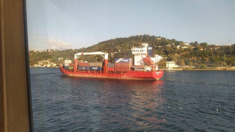 İstanbul Boğazı’nda gemi sürüklendi