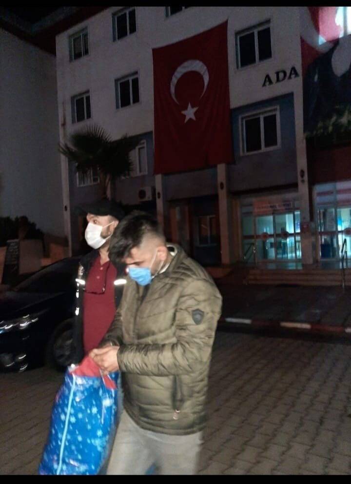 Uyuşturucu ile yakalanan iki kişi tutuklandı