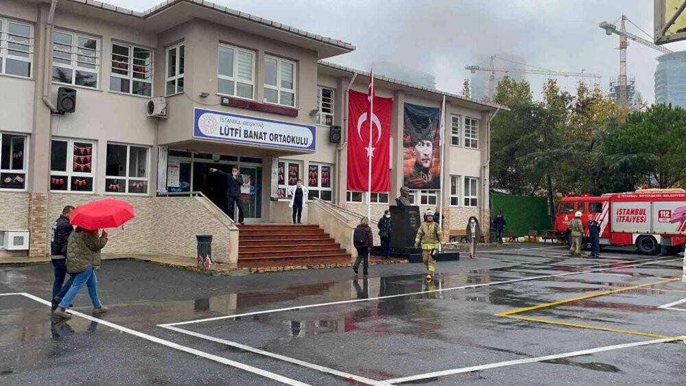 Beşiktaş’ta okulda yangın paniği