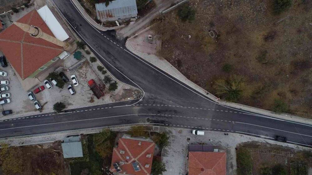 Meram Belediyesi asfalt çalışmalarını sürdürüyor