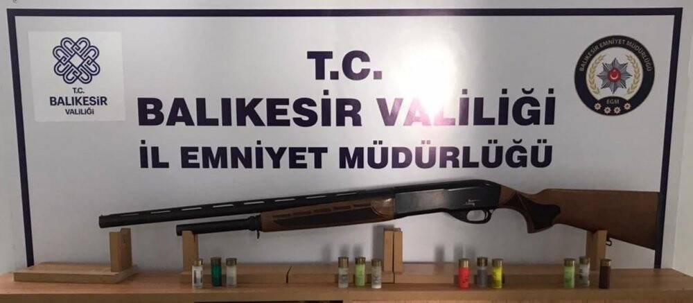 Balıkesir’de 21 şahsa asayiş ve uyuşturucu operasyonu