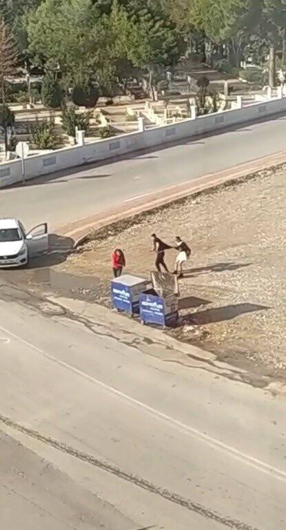 Gençlerin tartışması bıçaklı ve taşlı kavgaya dönüştü