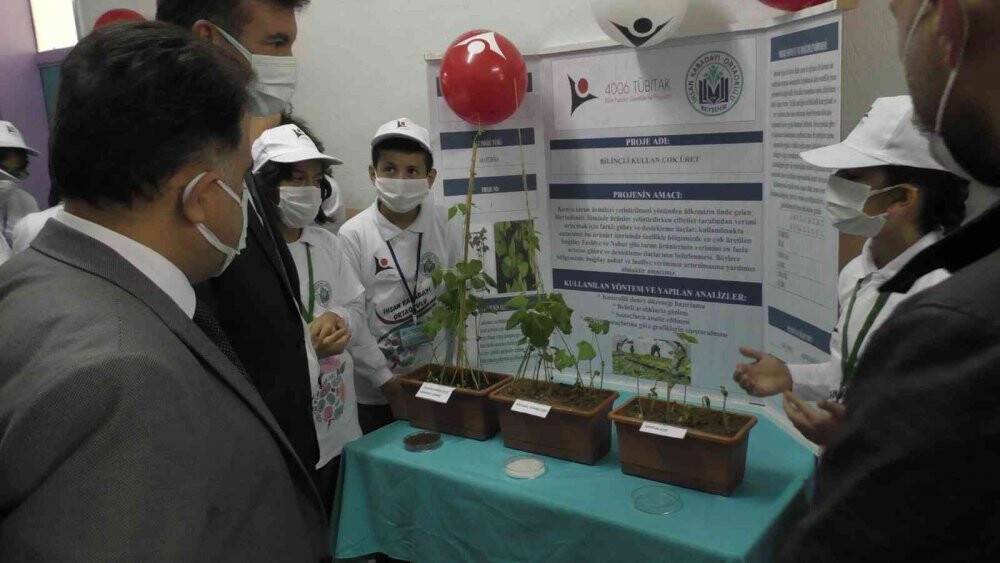 Beyşehir’de öğrenciler bilimsel çalışmalarını sergiledi