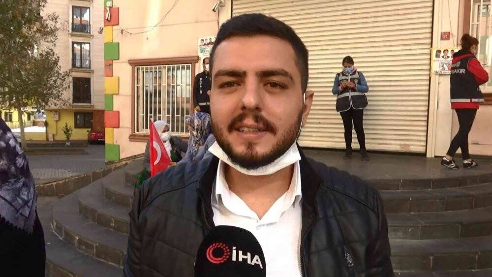 Evlat nöbetindeki ağabey, kardeşini HDP ve PKK’dan istiyor