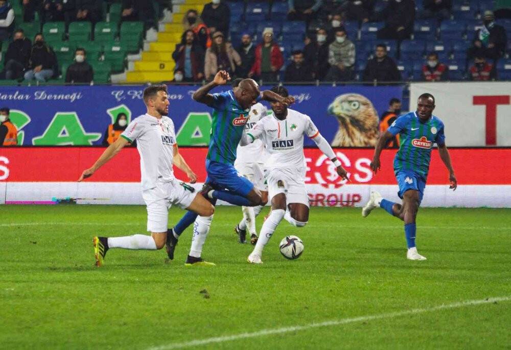 Çaykur Rizespor sahasında kazandı