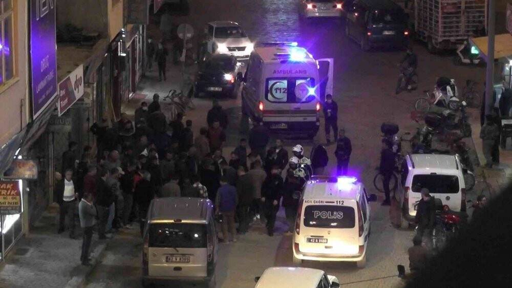 Kayınbiraderlerini bıçakla yaraladı