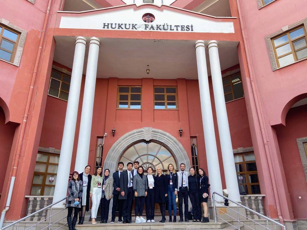 selcuk-universitesi-hukuk-2.jpg