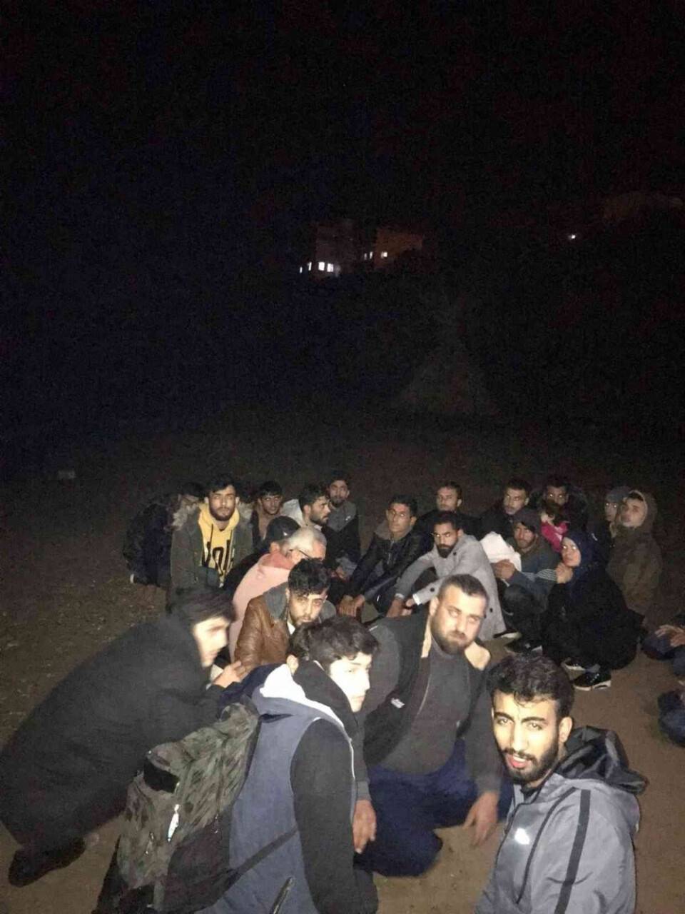 Antalya’da 29 düzensiz göçmen yakalandı