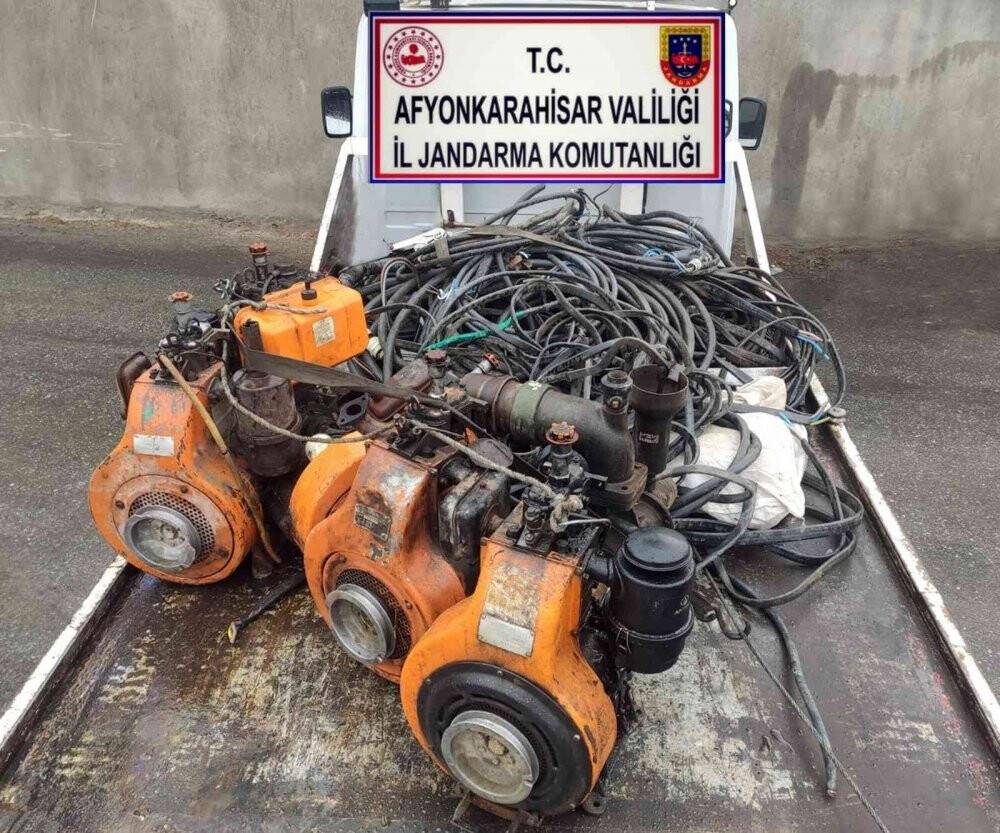 Konya dahil 3 şehirdeki 34 faili meçhul hırsızlık olayında firari olan 2 zanlı yakalandı