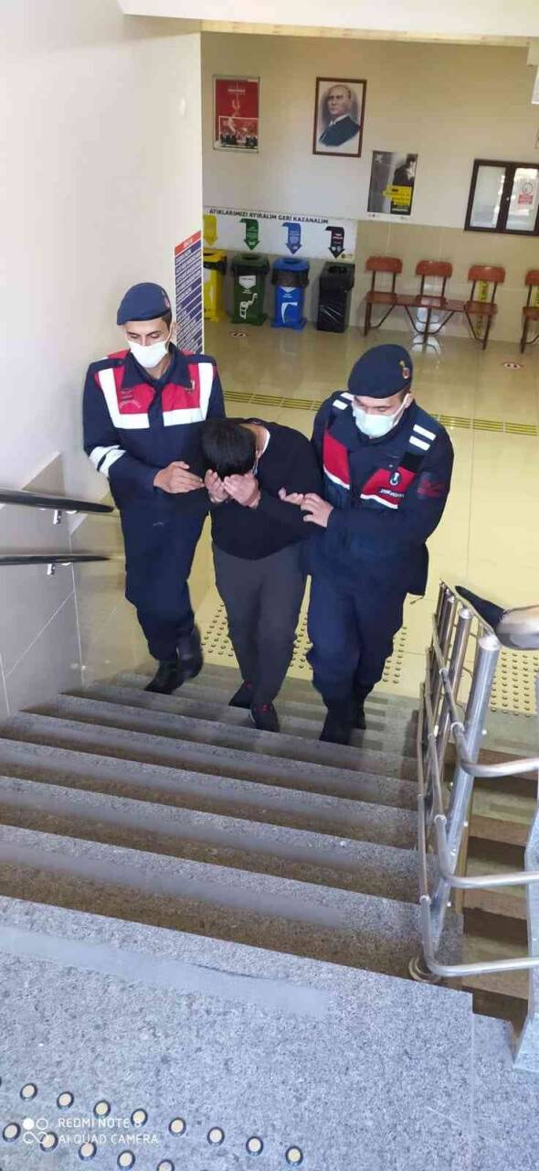 Konya dahil 3 şehirdeki 34 faili meçhul hırsızlık olayında firari olan 2 zanlı yakalandı