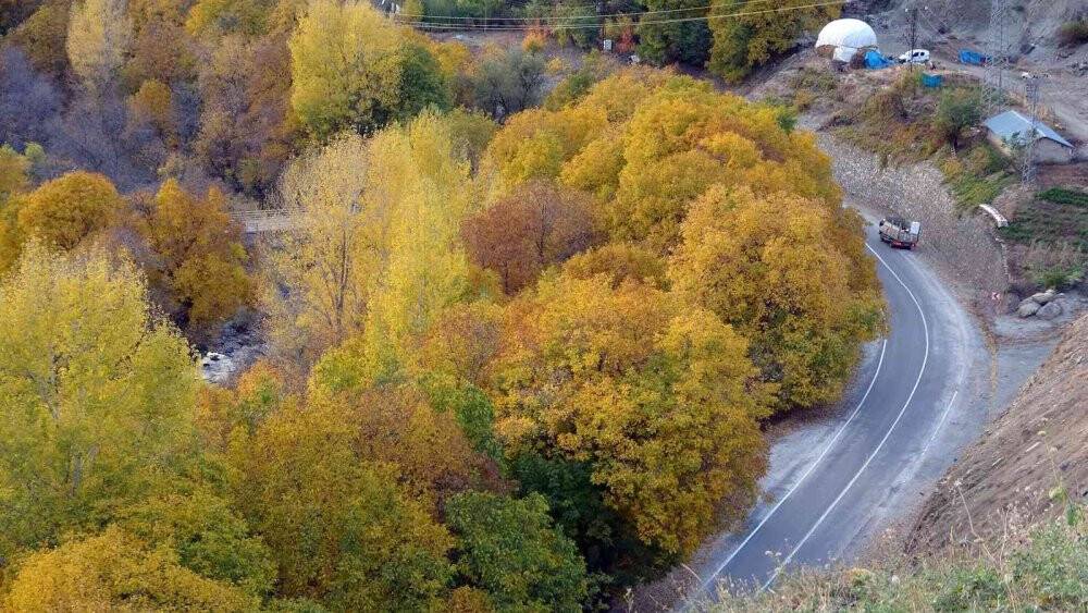 Yüksekova’da sonbahar güzelliği