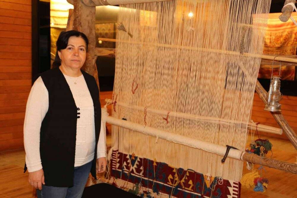 Bu kilim binlerce kişinin emeğini taşıyacak