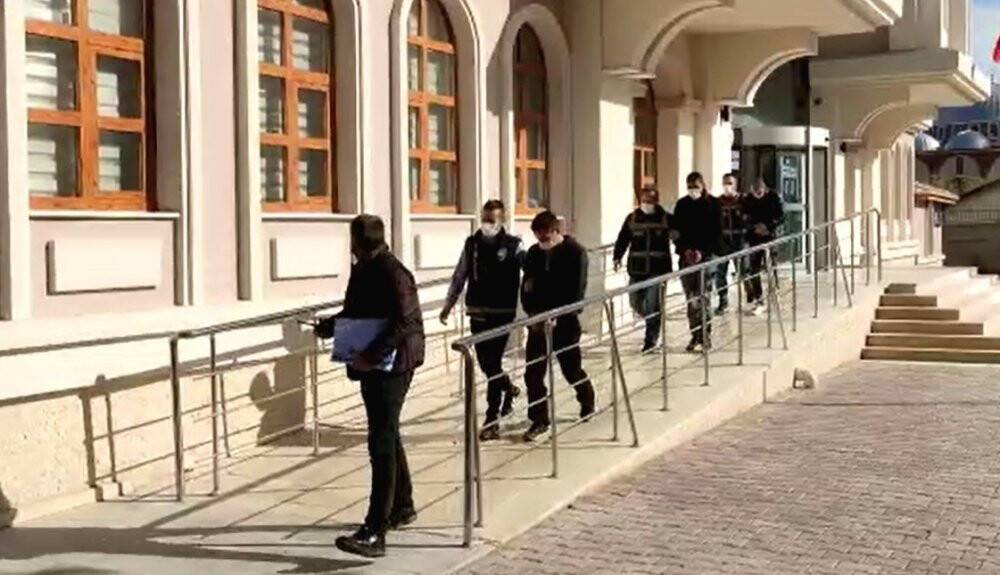 Konya’da hırsızlık olayına karışan 3 kişi adliyeye sevk edildi