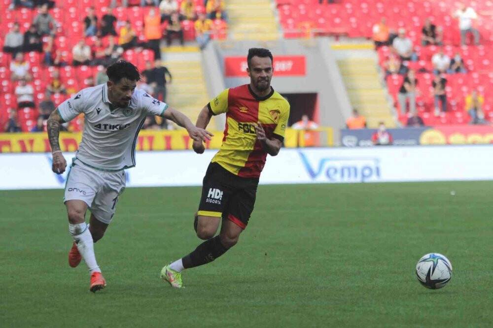 Mekanın sahibi geldi