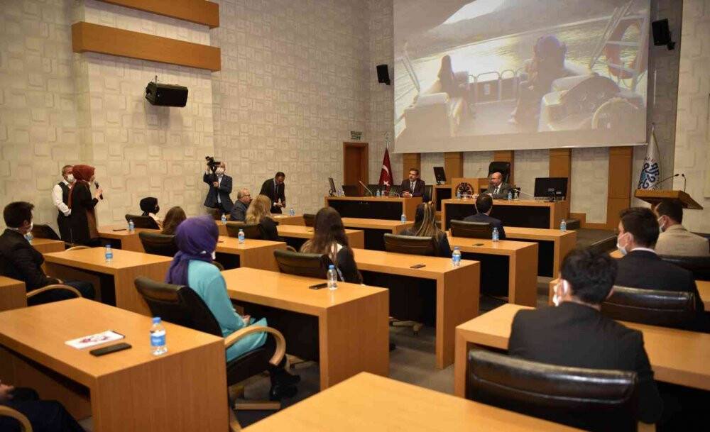 Başkan Pekyatırmacı göreve başlayan memurlarla bir araya geldi