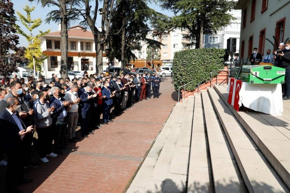 Kalp krizi geçiren cenaze hizmetleri memuruna son veda