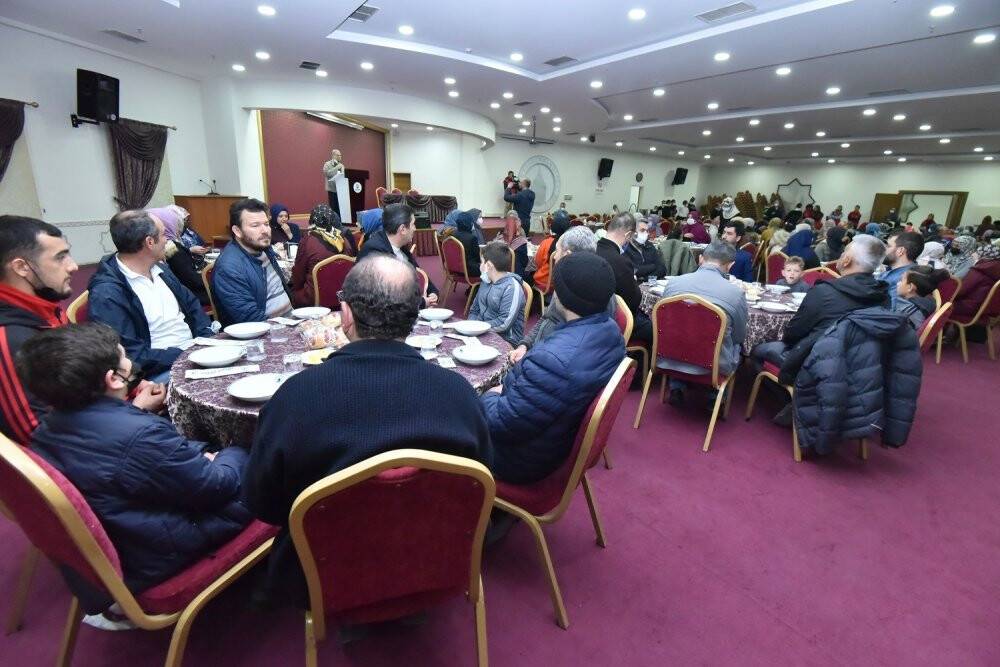 Karatay Kent Konseyi, gençler ve aileleriyle buluştu