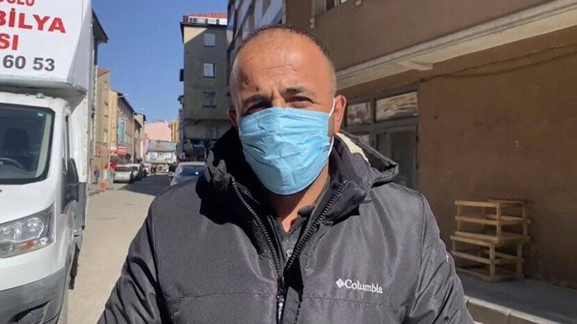 Ağrı dondu, araçlar buz tuttu