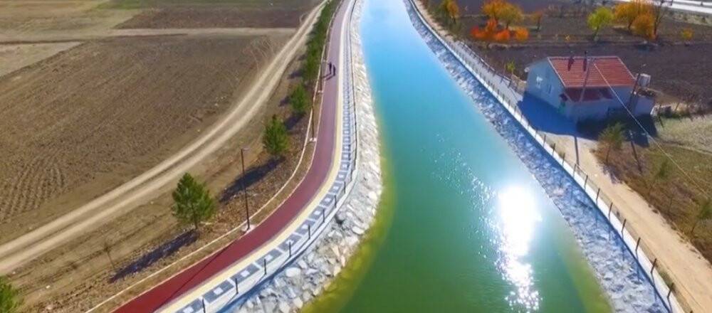 Altıntaş Avşar Deresi ıslah edildi