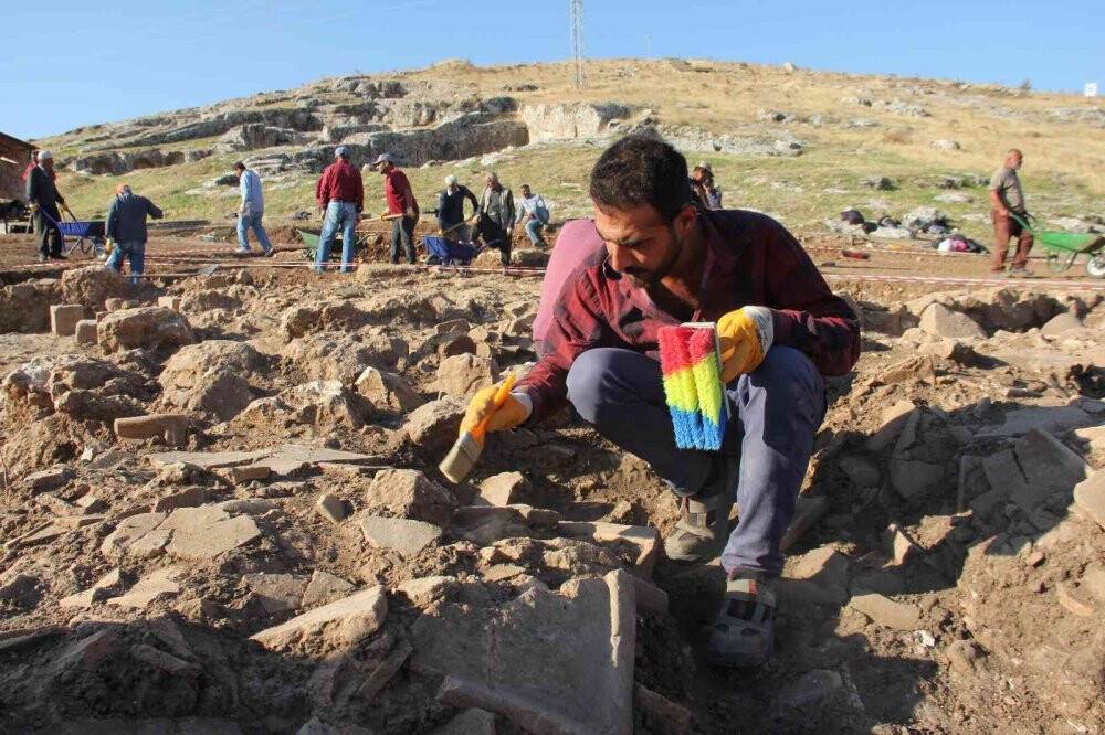 Perre Antik Kent kazılarında 6. yüzyıl depreminin izlerine rastlandı