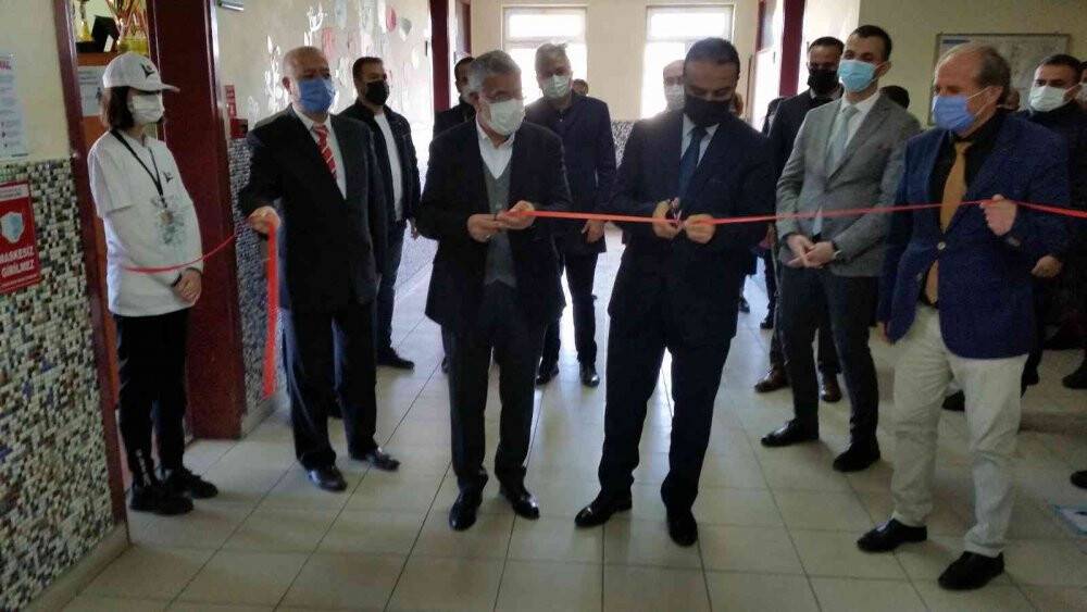 Kulu’da TÜBİTAK 4006 Bilim Fuarı düzenlendi