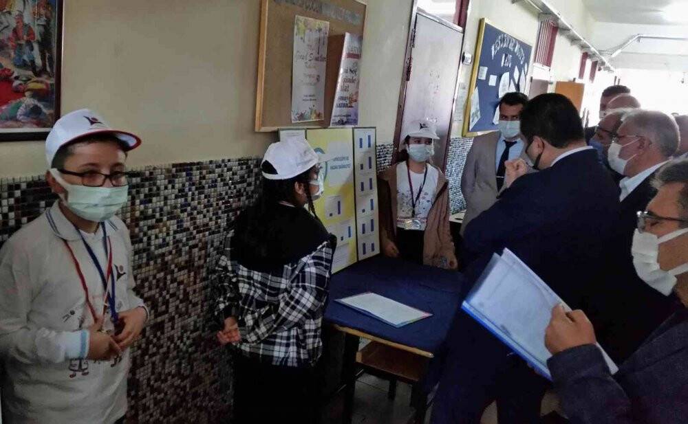 Kulu’da TÜBİTAK 4006 Bilim Fuarı düzenlendi