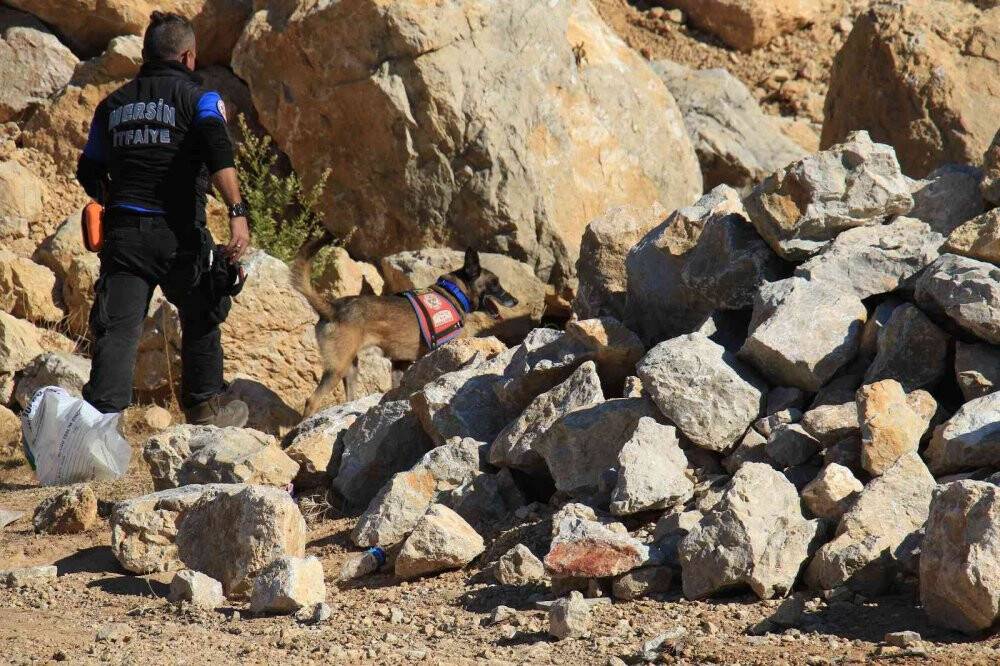 2,5 yaşındaki Müslüme’yi 200 kişilik ekip arıyor