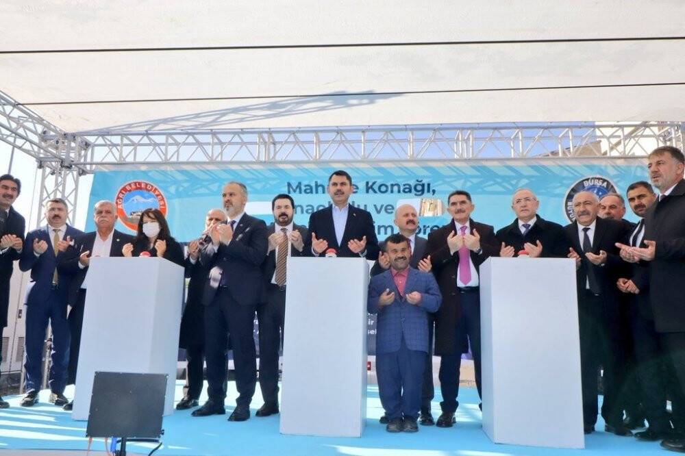 Bakan Kurum: Ağrı’yı bölgesinde lider şehir yapmak için çalışıyoruz