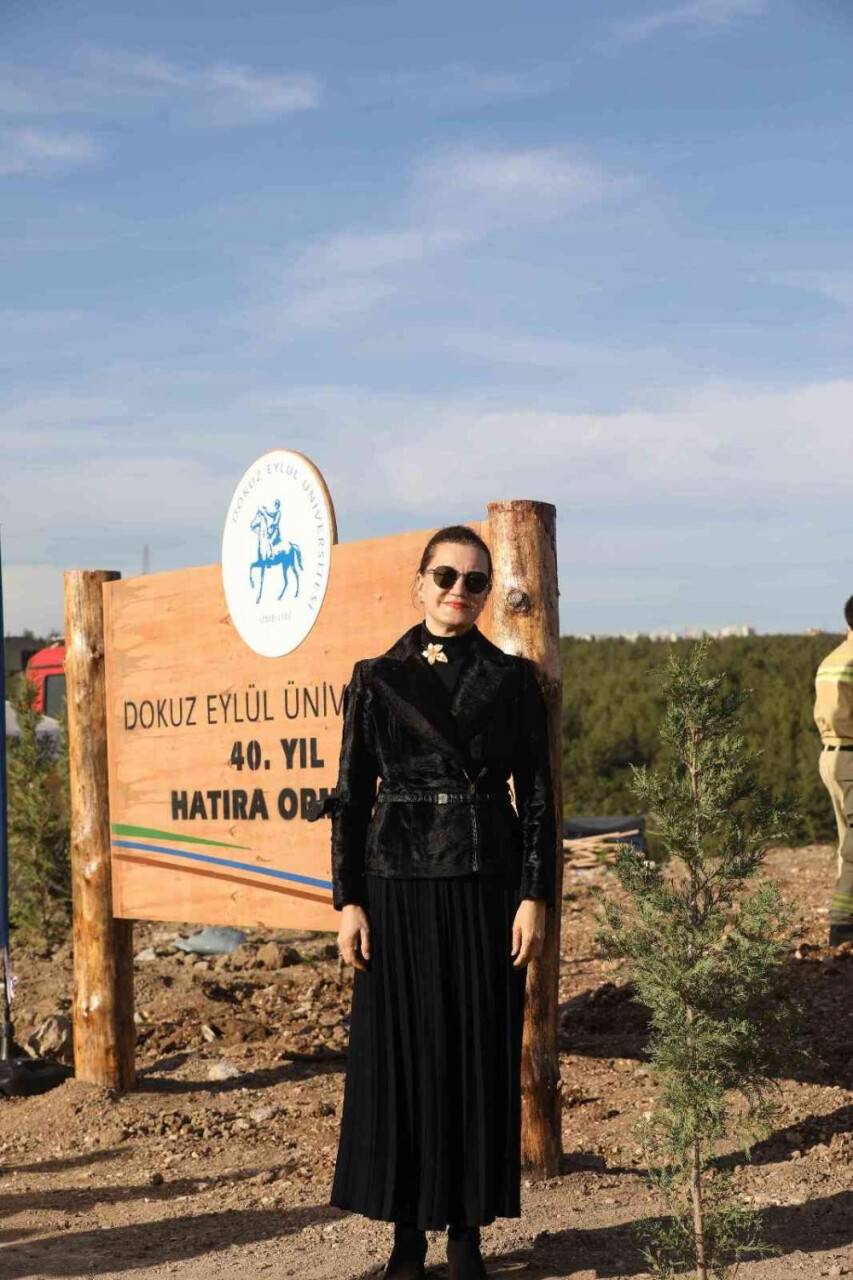 Dokuz Eylül’den 40. Yıl Hatıra Ormanı